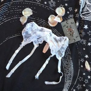 Vintage VS Lace Garter Belt🌸